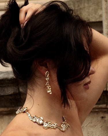 Overgrown - gold image 1