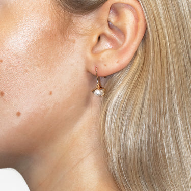 Ginkgo Leaves - Pearl Earring
