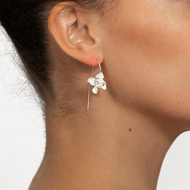 Morpheus - Flower Shaped Earring