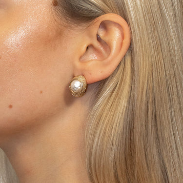 Highball - Vintage-inspired Earrings - Gold, Pearl