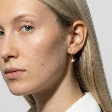 Ginkgo Leaves - Pearl Earring